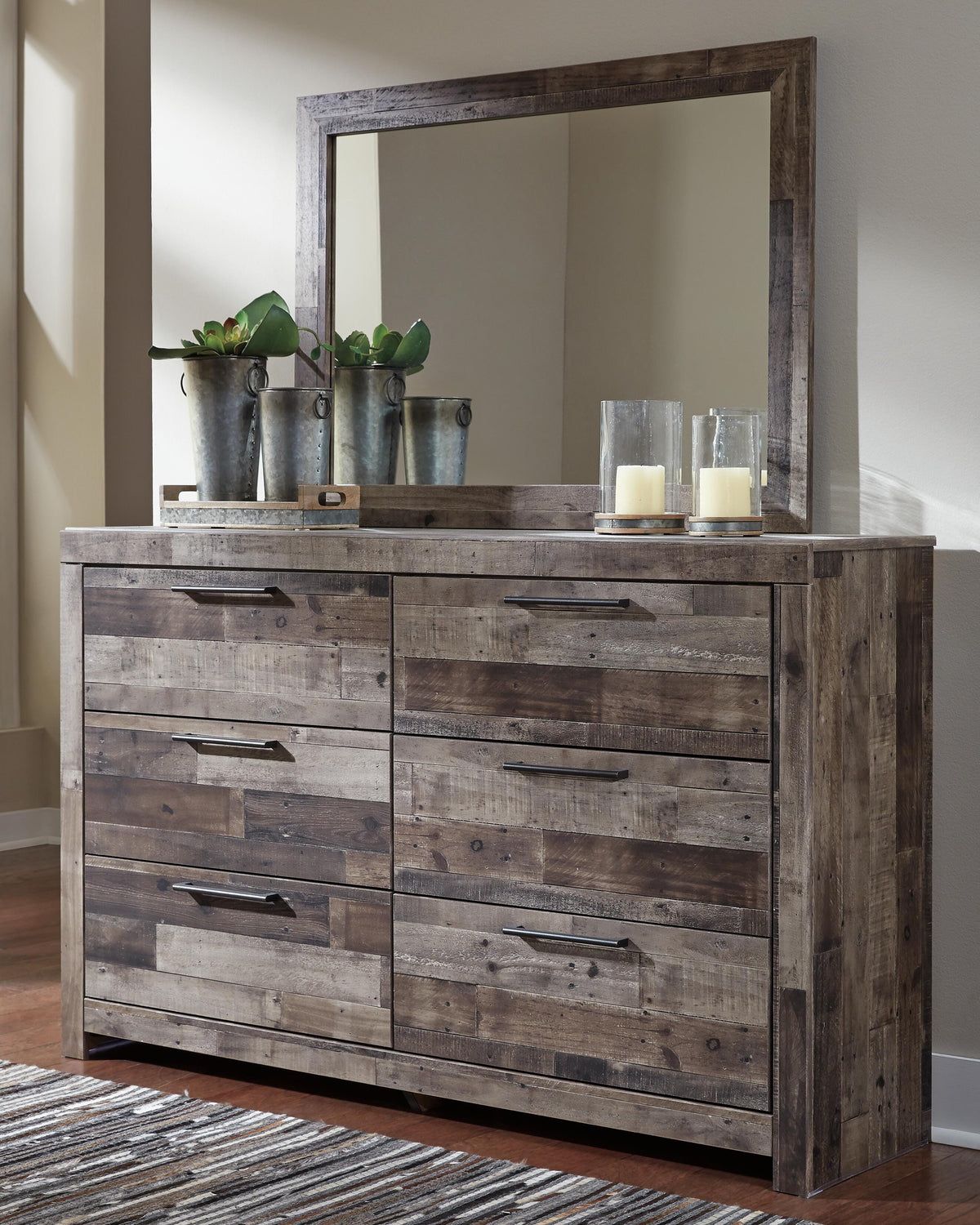 Derekson Bedroom Sets