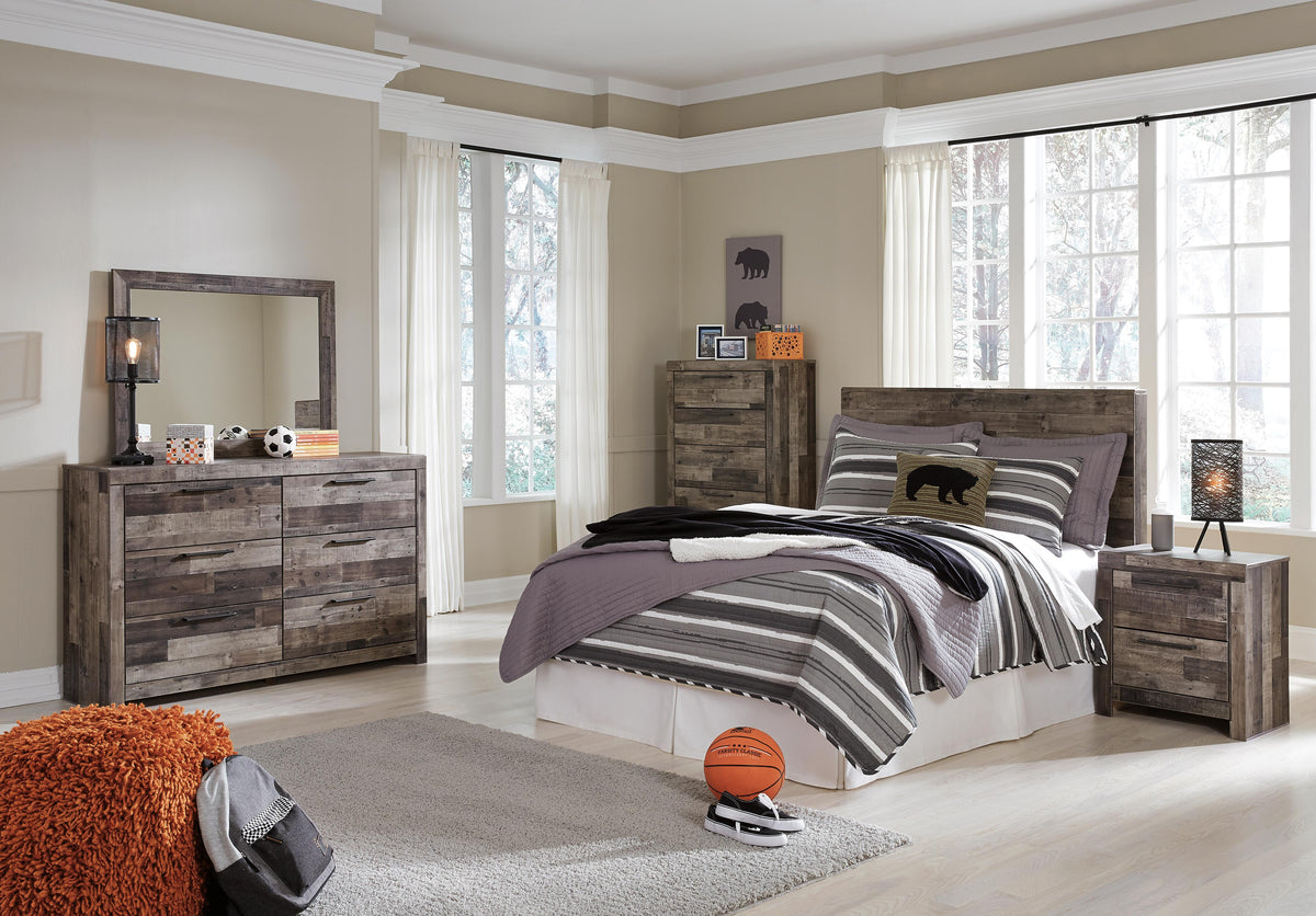 Derekson Bedroom Sets