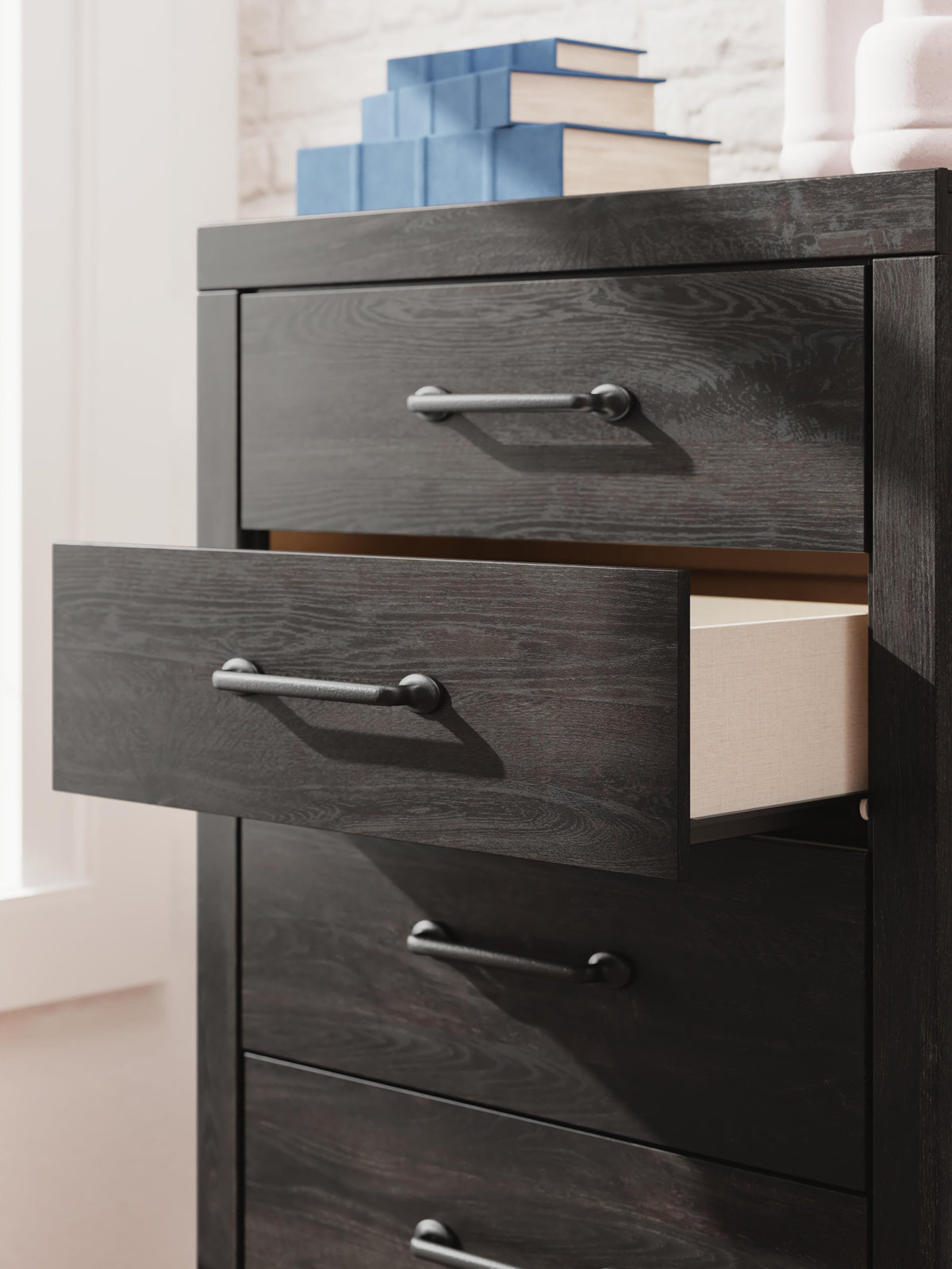 Hollivern Chests