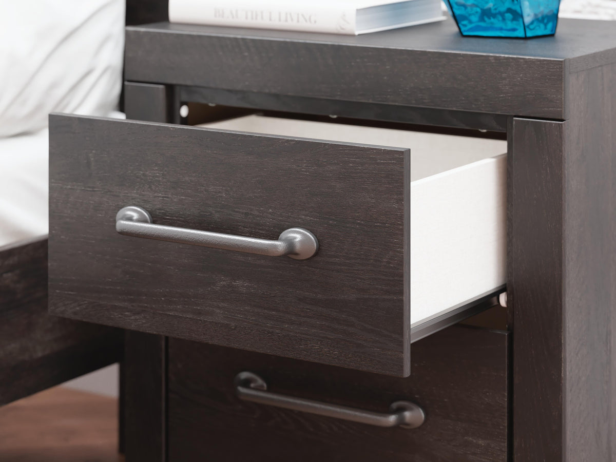 Hollivern Nightstands