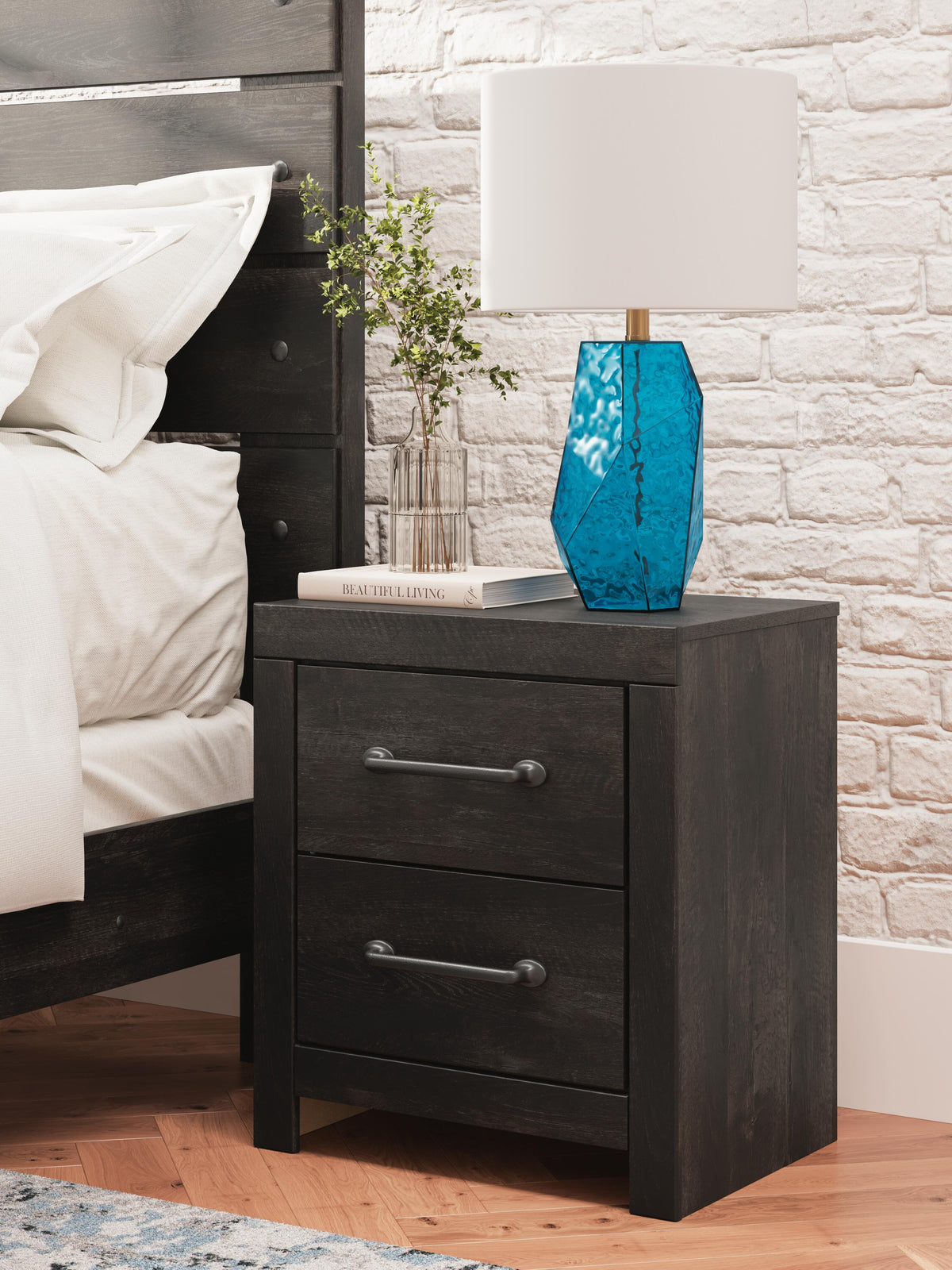 Hollivern Nightstands