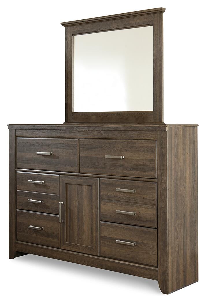 Juararo Dresser with Mirrors