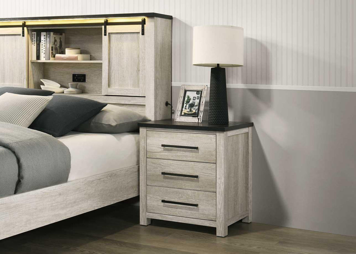 Antique White Classic Bedroom Collection