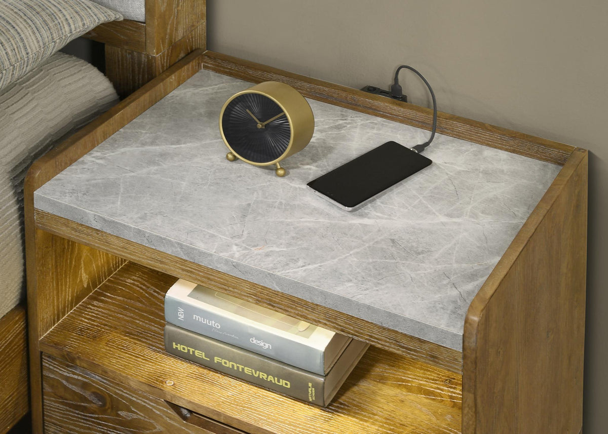 Light Aspen Oak Bedroom Collection
