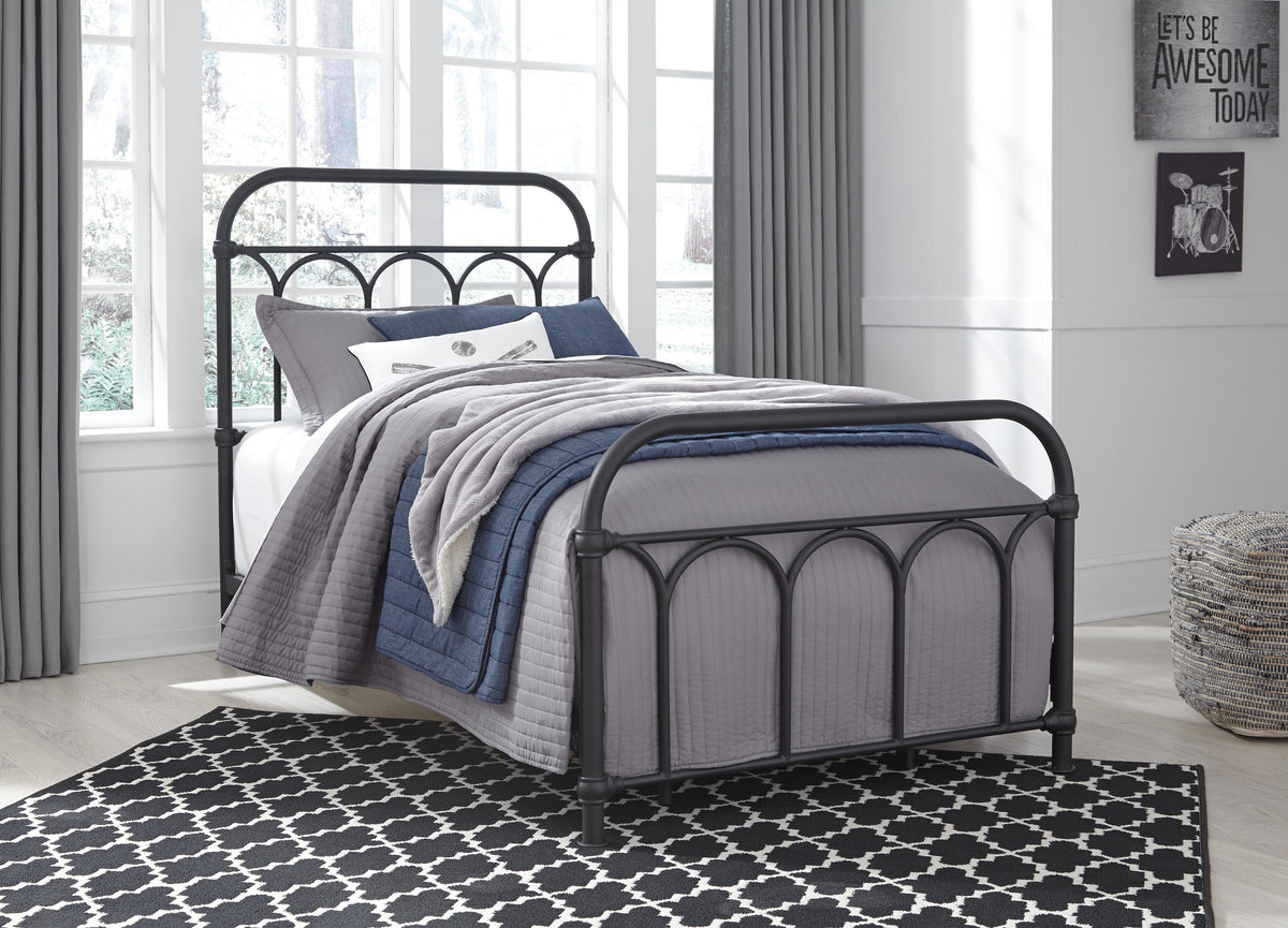 Nashburg Bed by Ashley - image 19