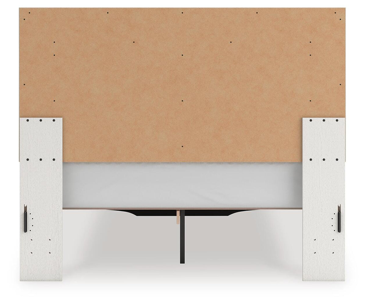Zuraleus Bedroom Sets