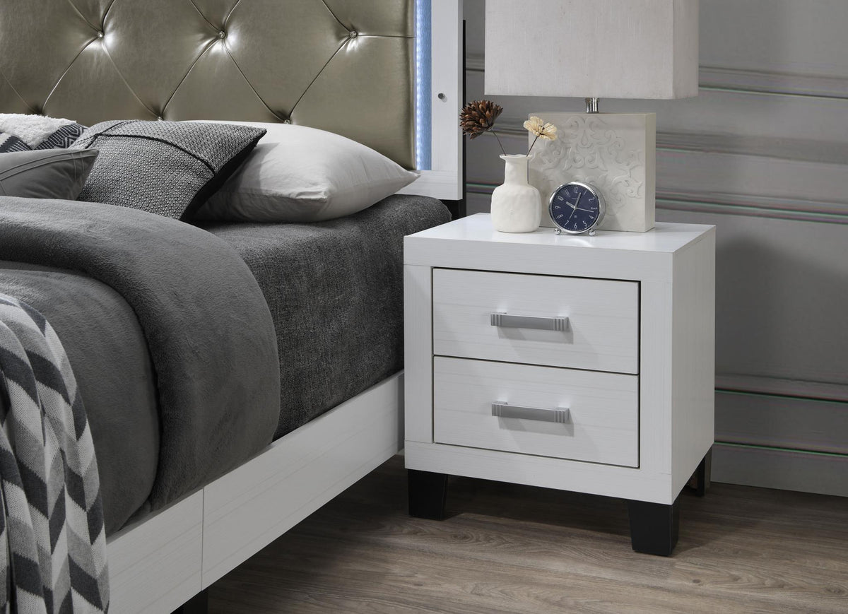 White Mirror, Chest & Nightstand Set