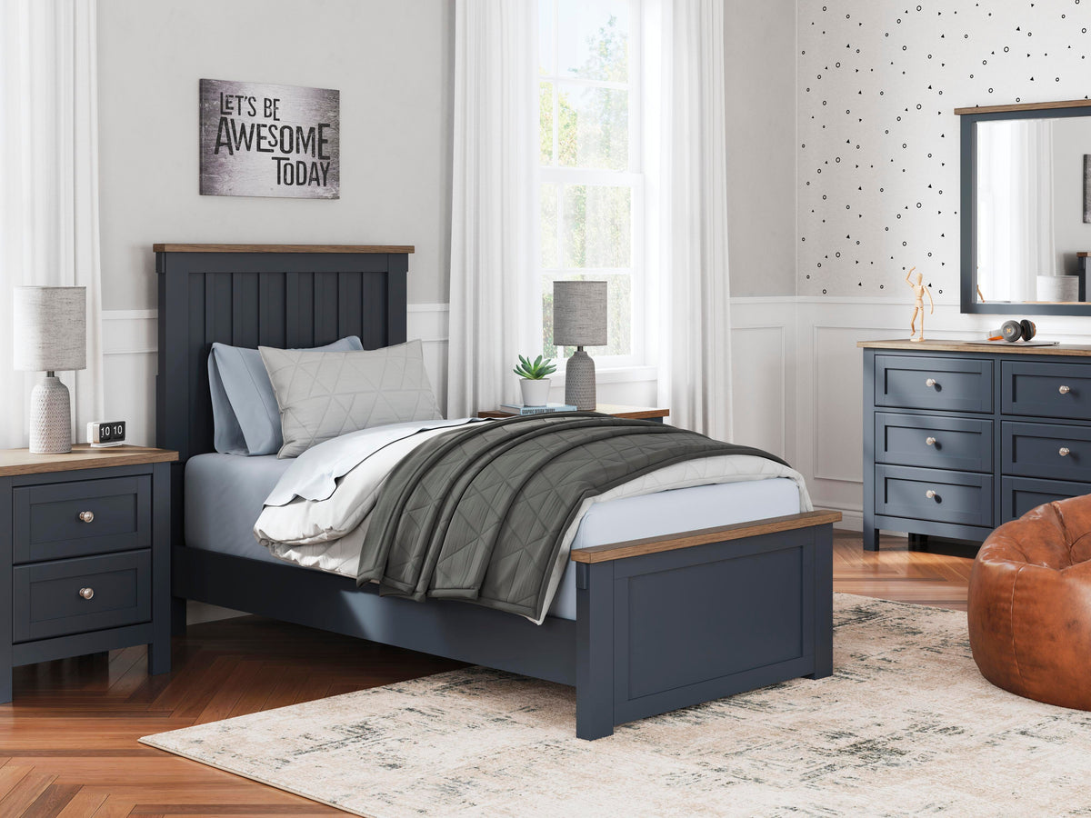 Landocken Bed by Ashley - image 29