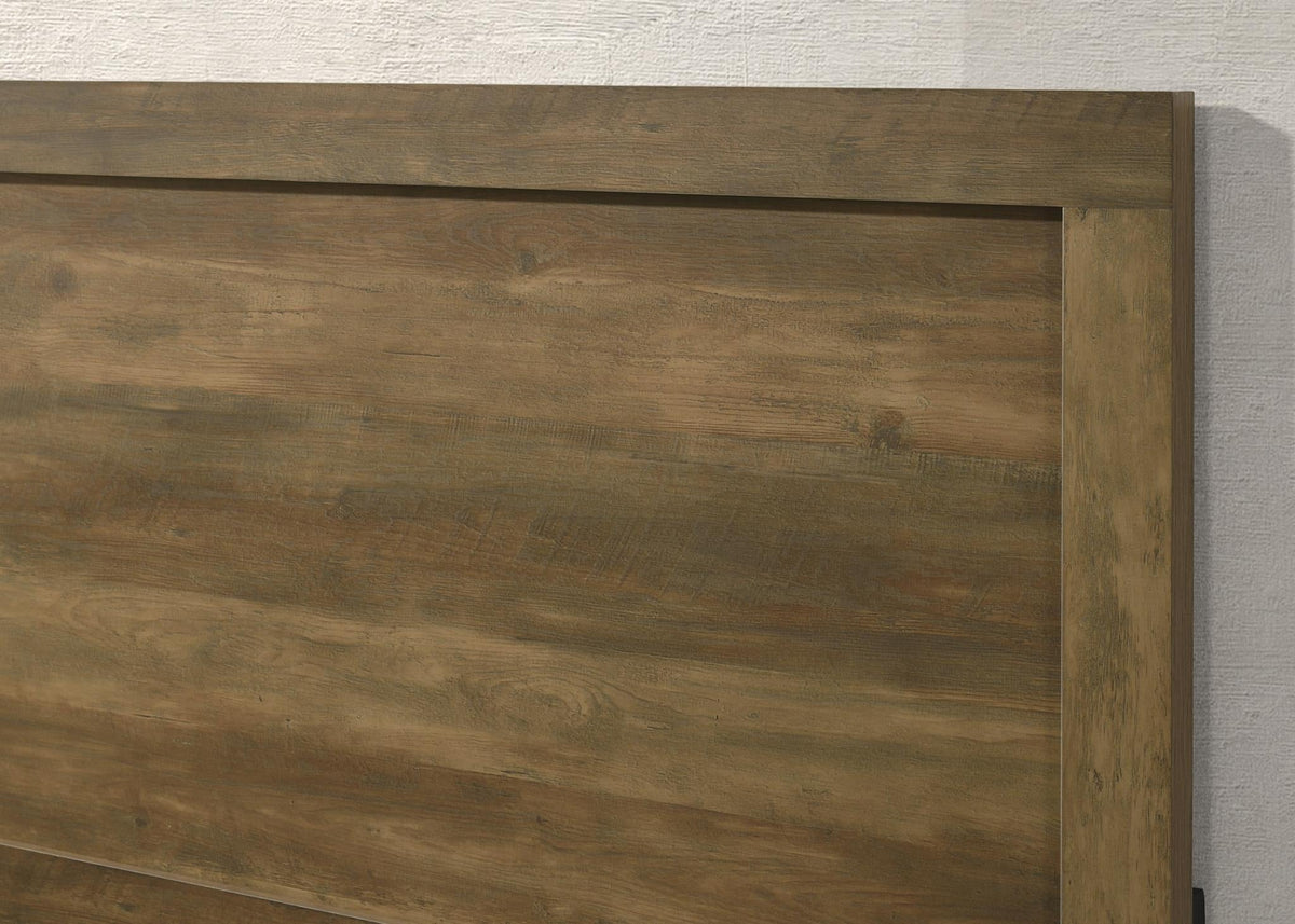 Knotty Oak Bedroom Collection