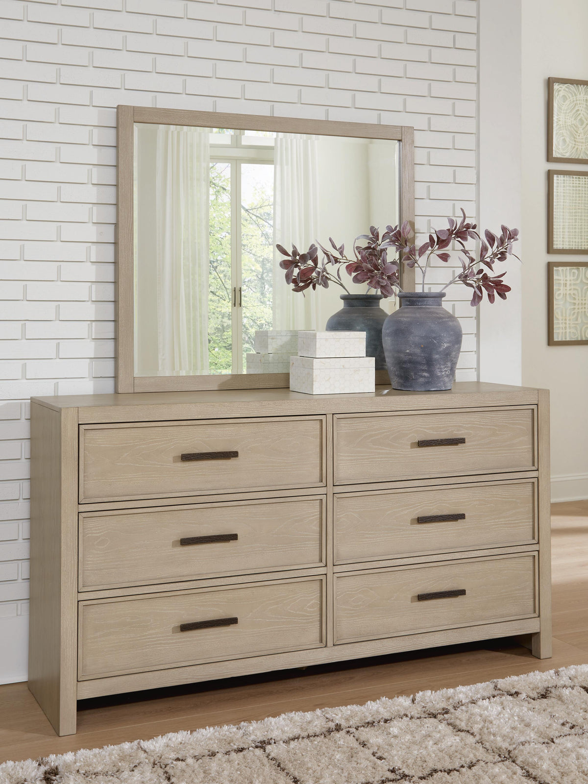 Calmoro Dresser with Mirrors