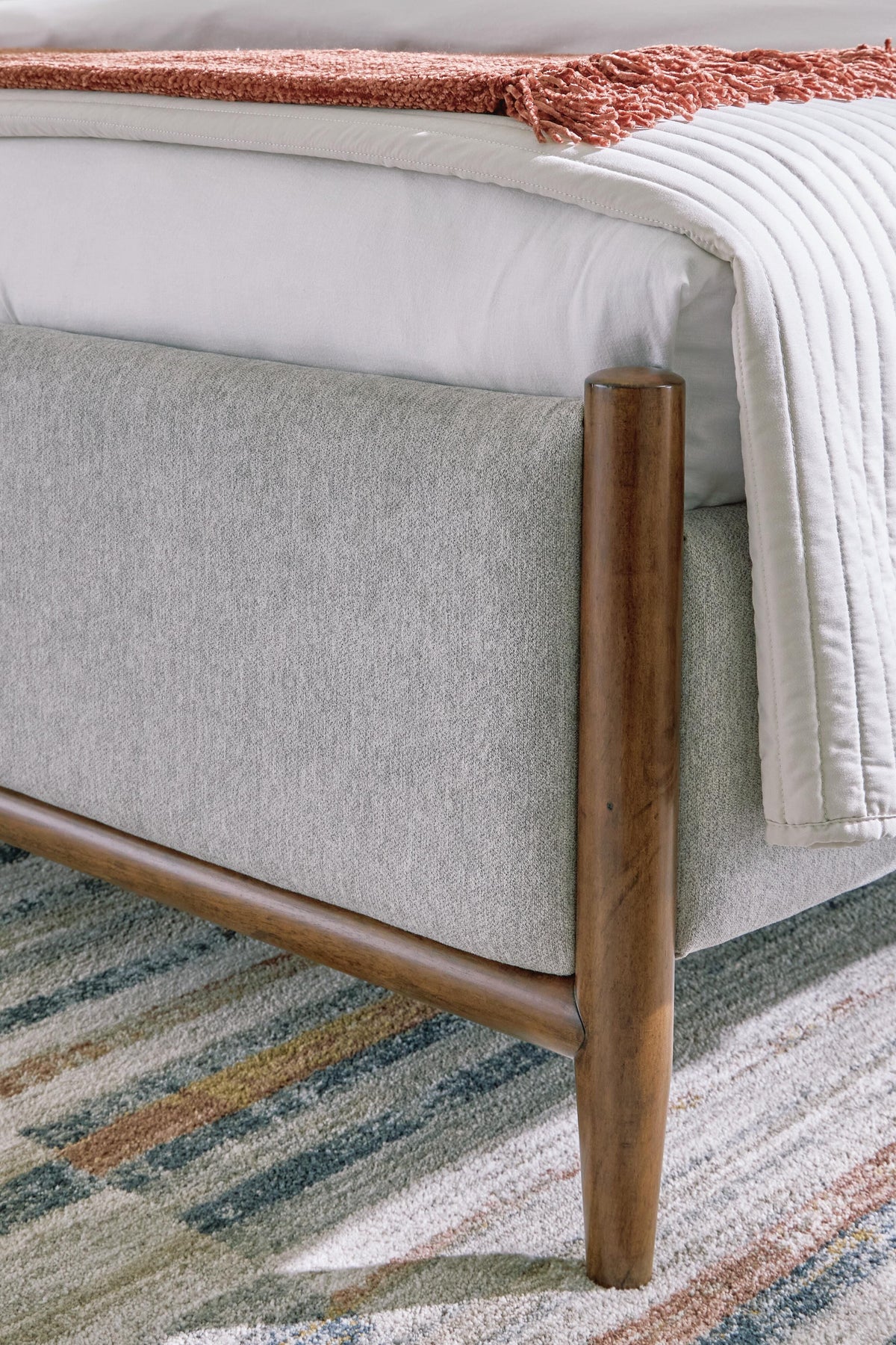 Lyncott Beds