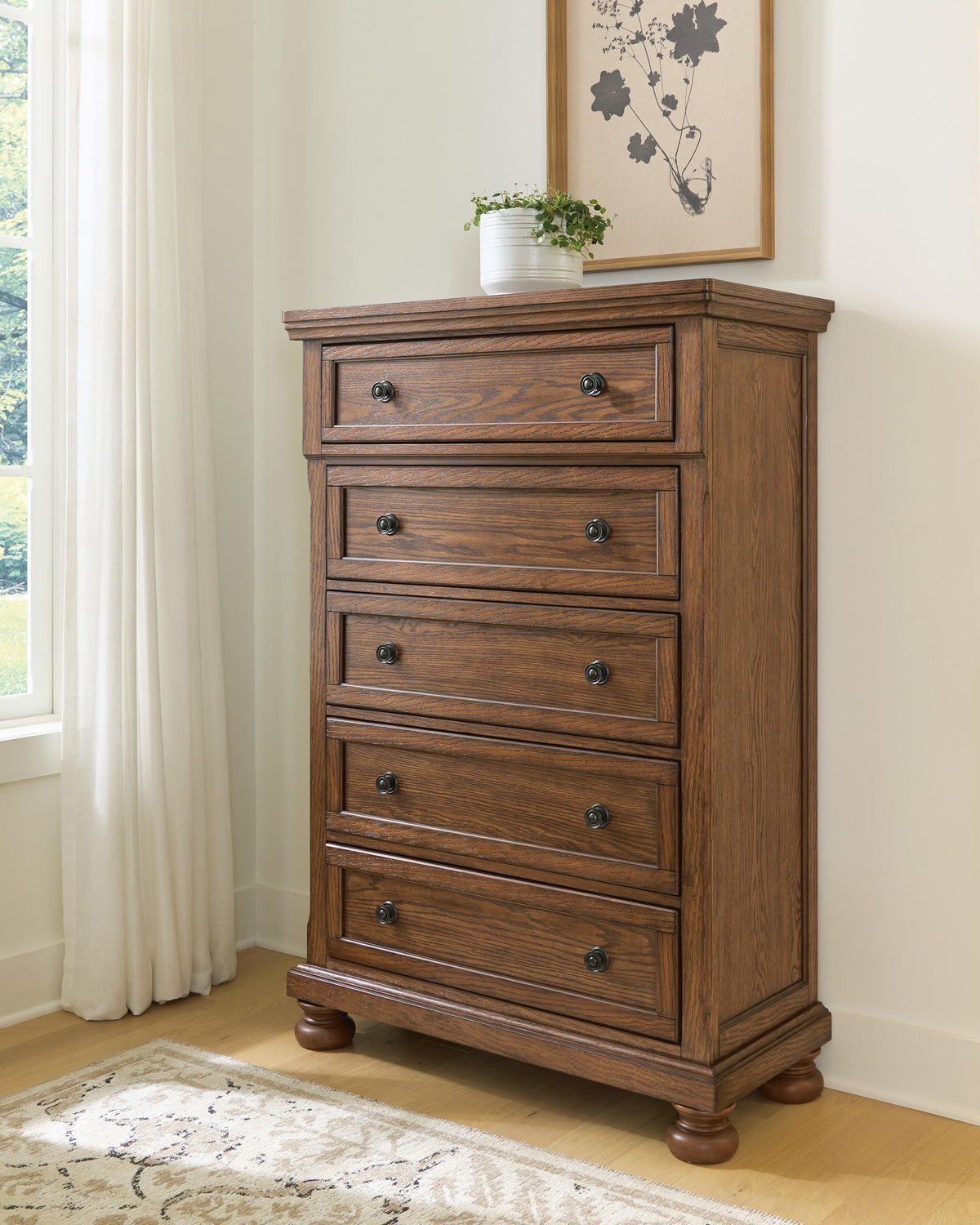 Zackaryn Chests