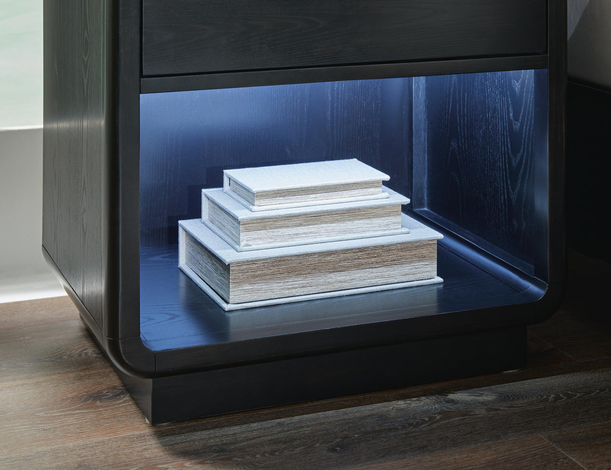 Rowanbeck Nightstands