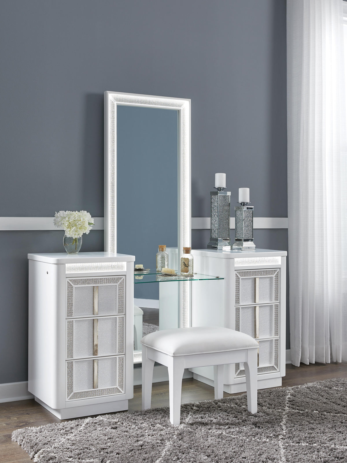 Chalanna Makeup Vanity Sets