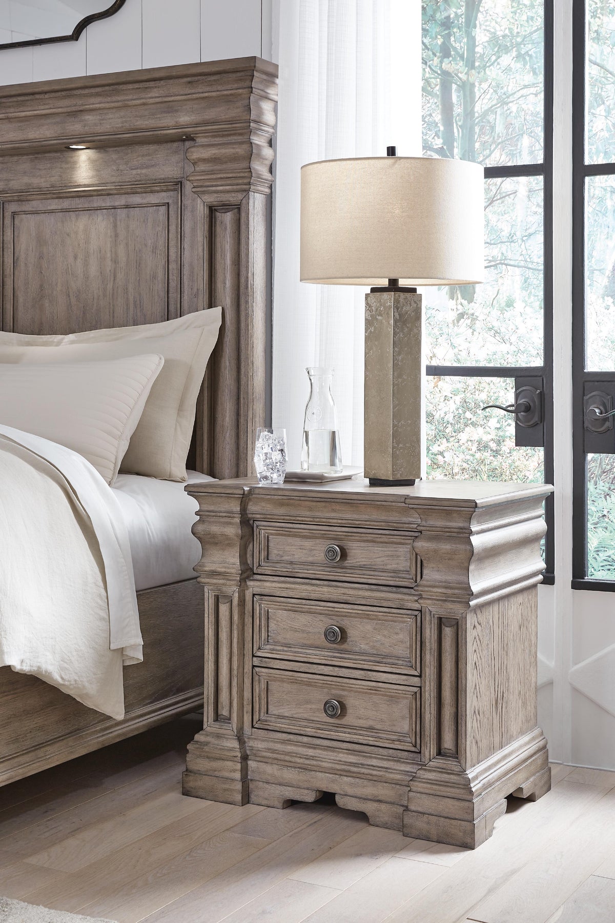 Blairhurst Nightstands