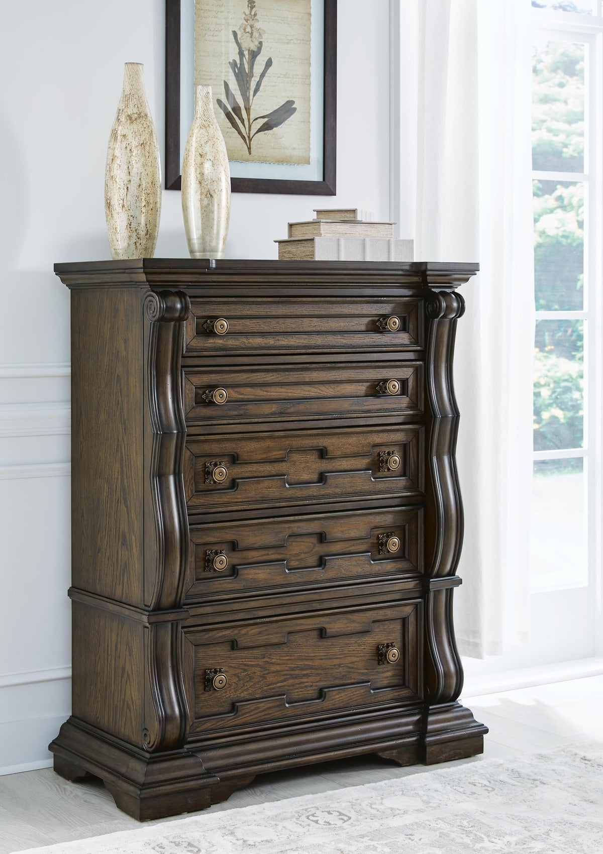 Maylee Chests