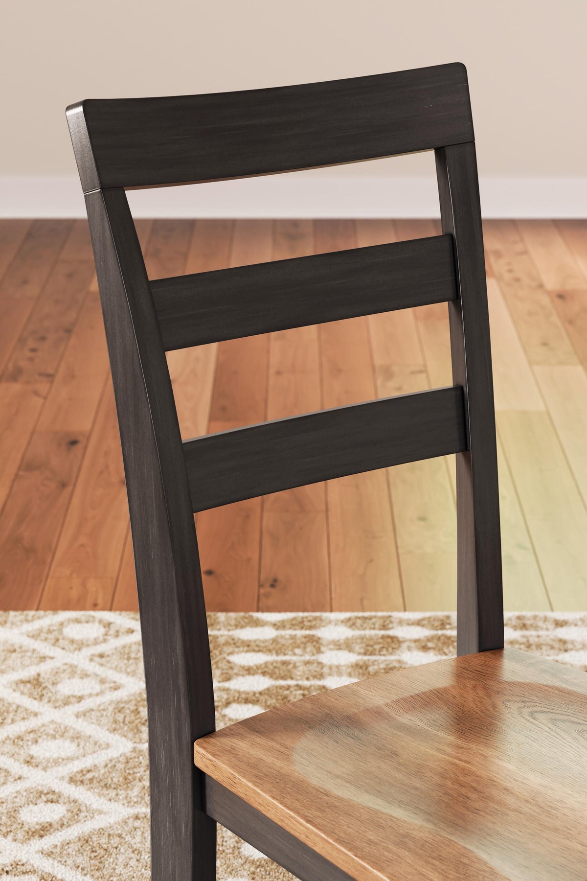 Gesthaven Side Chairs (Set of 2)
