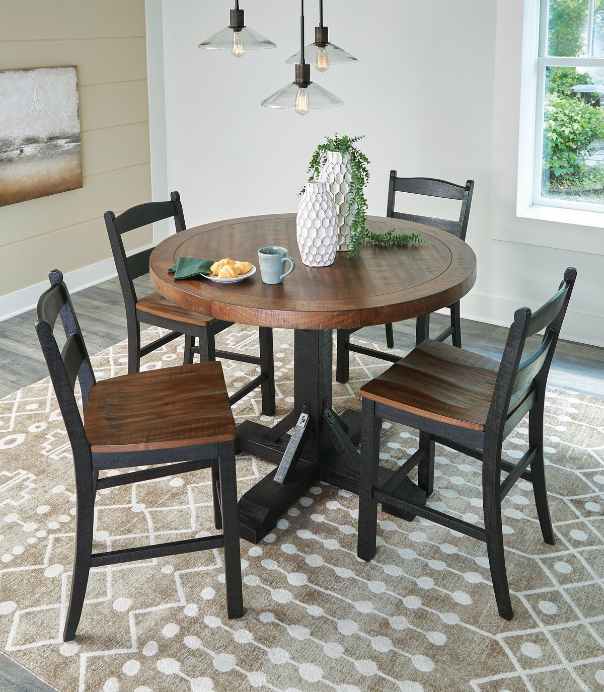 Valebeck Dining Sets