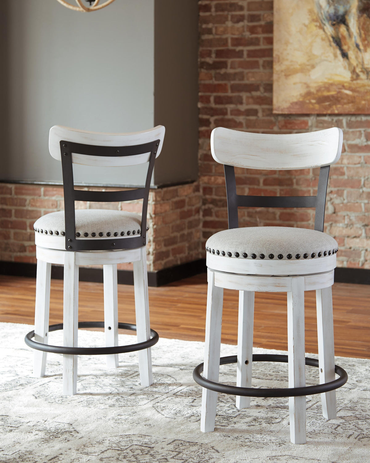 Valebeck Dining Sets