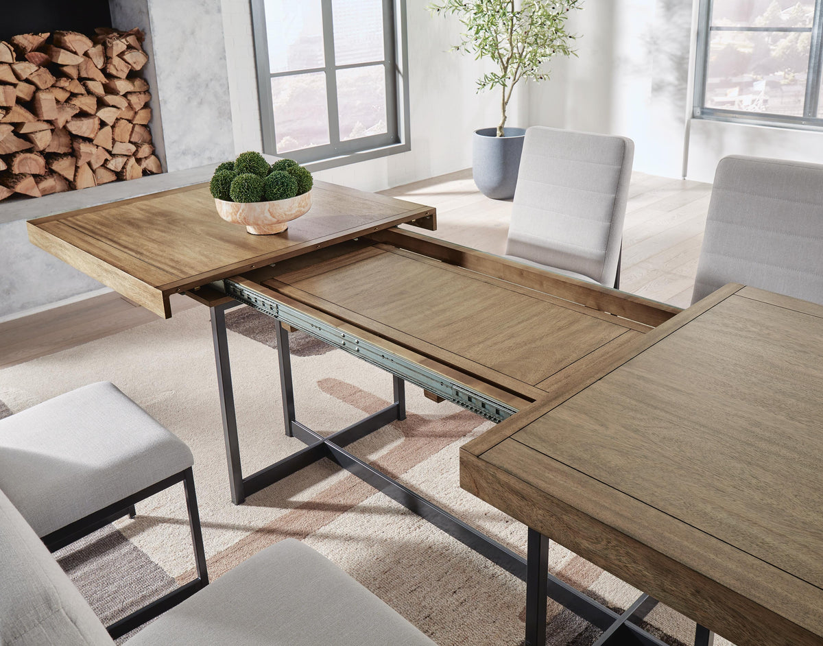 Tomtyn Dining Sets