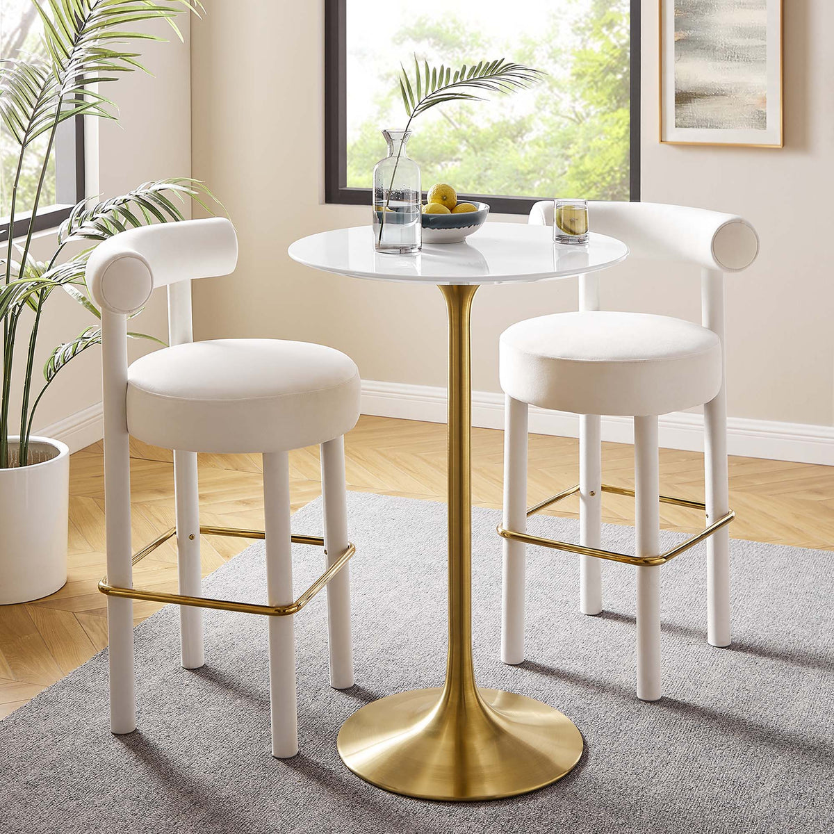 Lippa Round Wood Bar Table