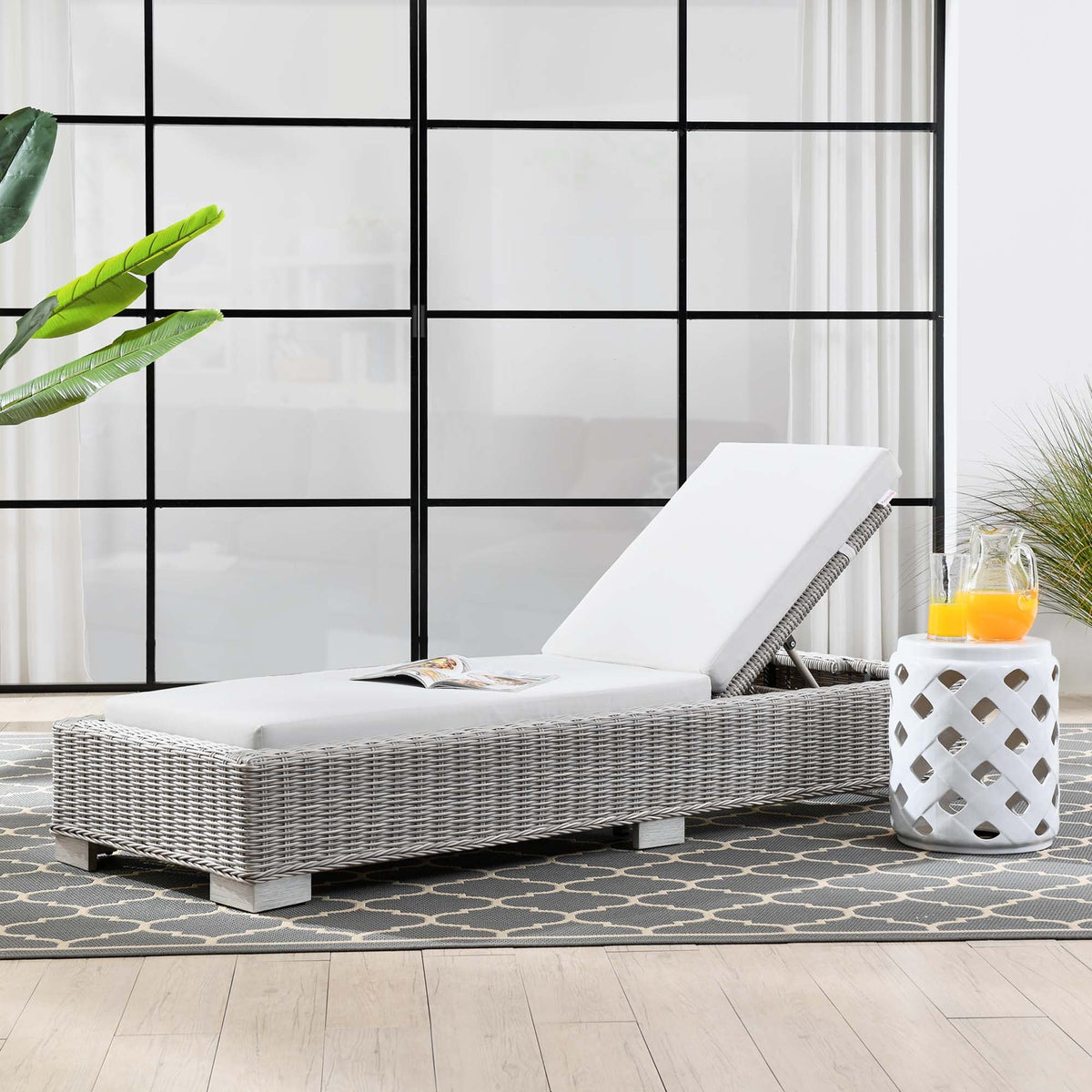 Conway Outdoor Wicker Rattan Chaise Lounge