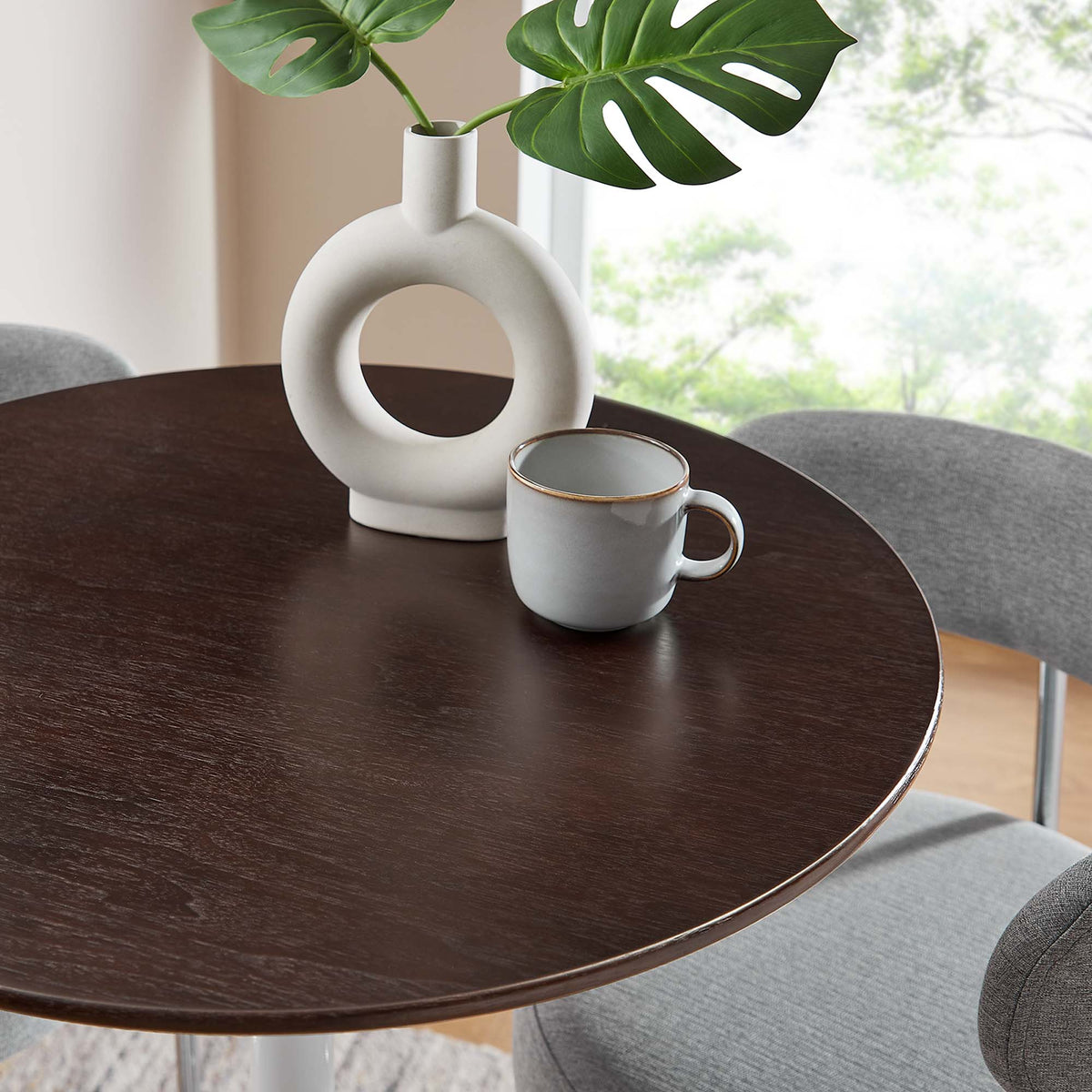Lippa Round Wood Bar Table