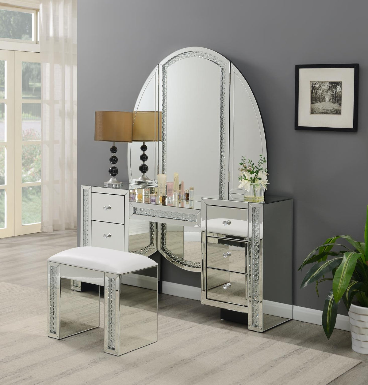 Glamour Vanity with Mirror