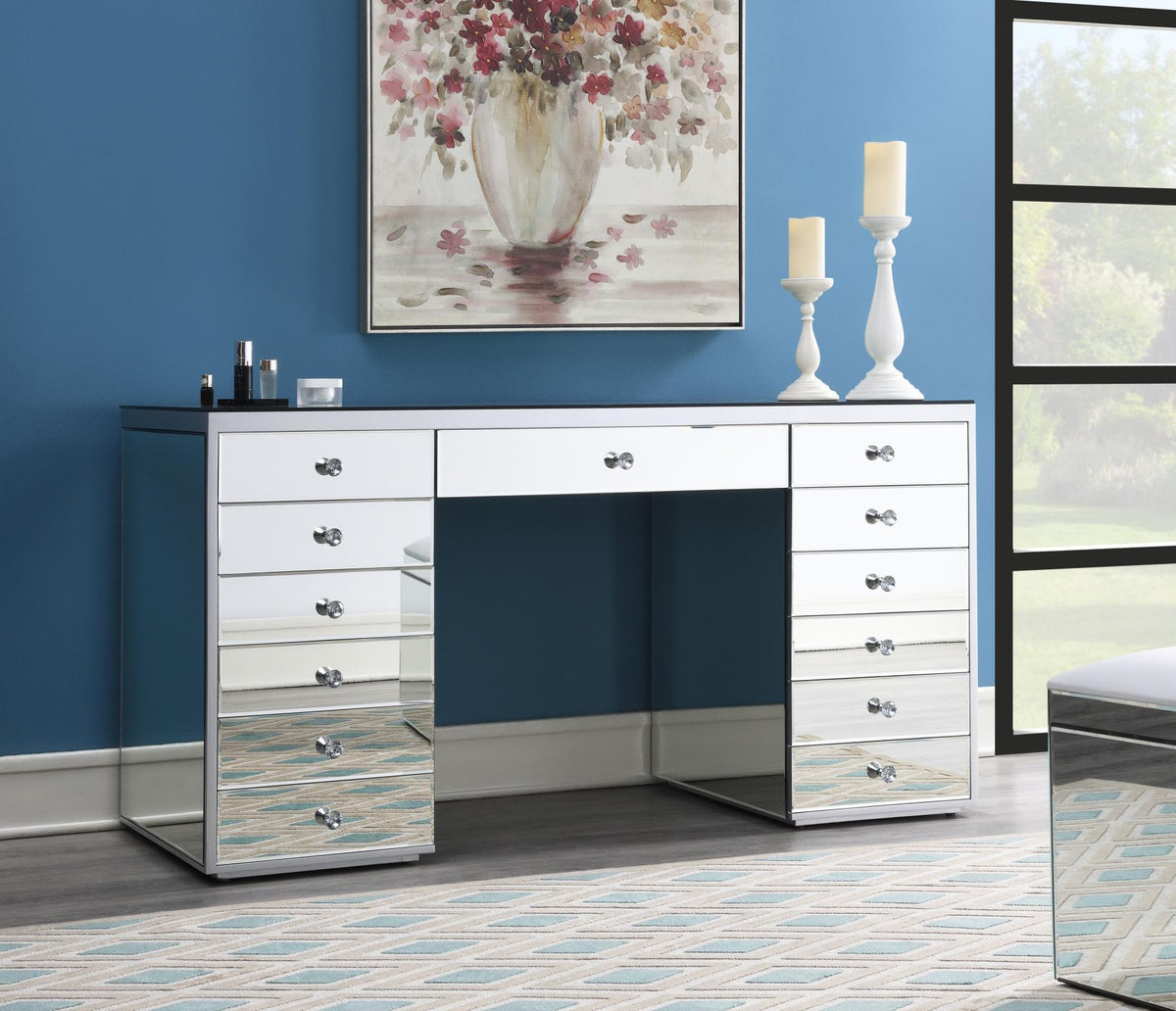 Glamour Vanity Set with Lighted Bluetooth Mirror