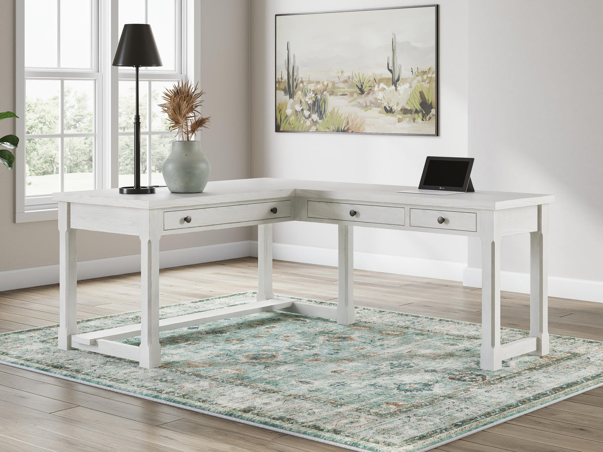 Robbinsdale Desks