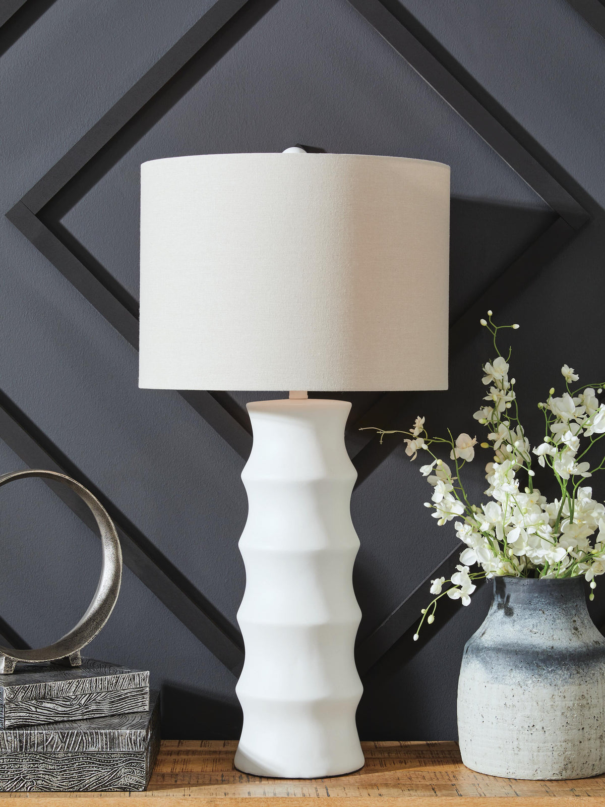 Veraleigh Table Lamps