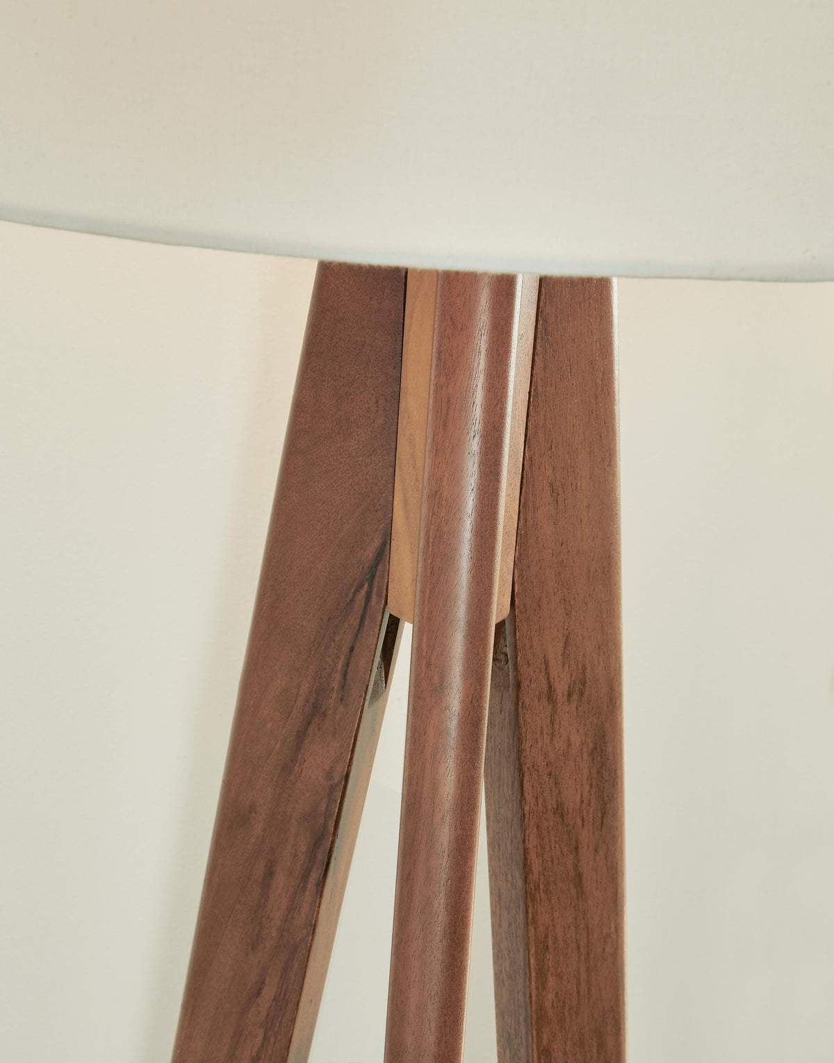 Dallson Floor Lamps