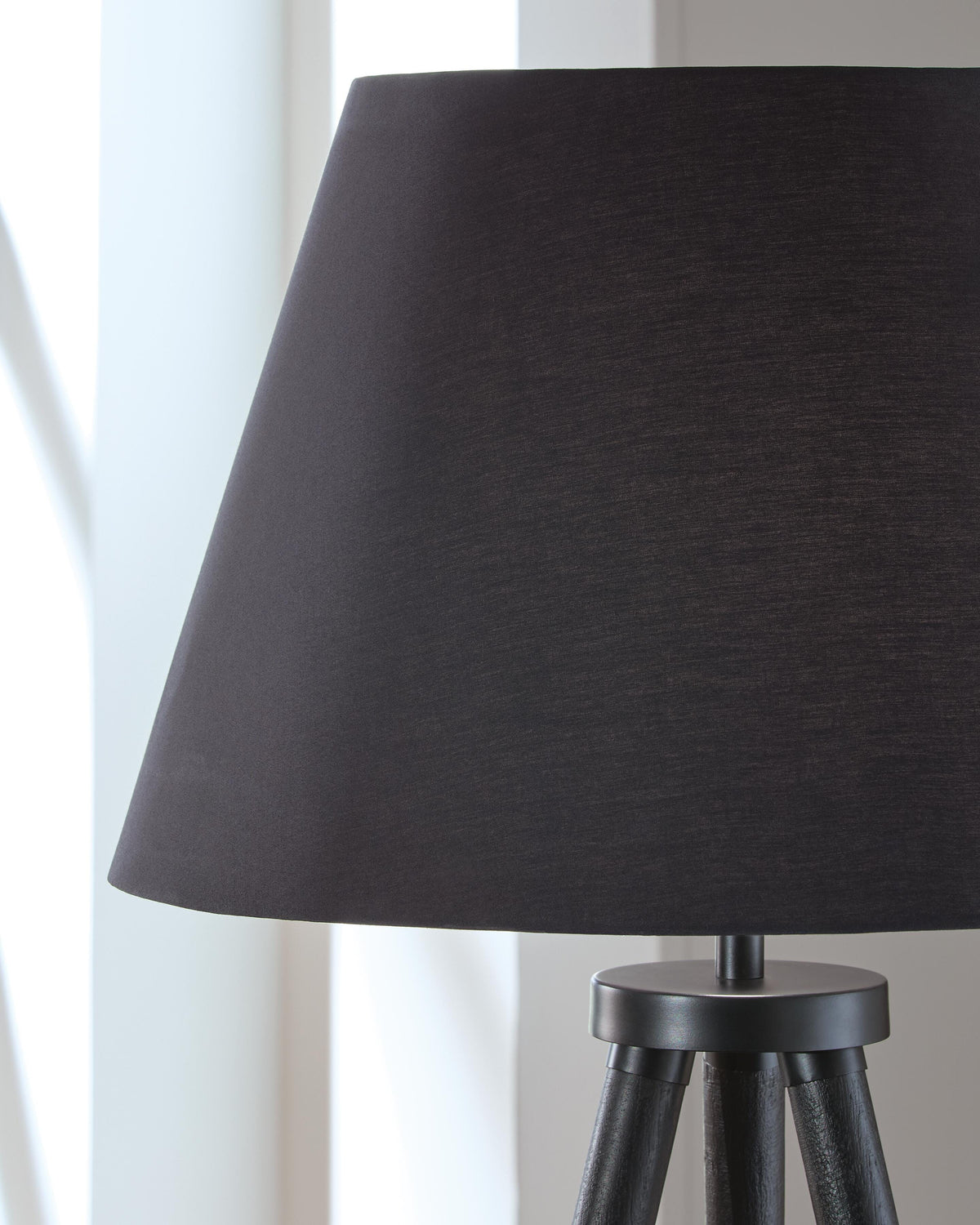 Orhan Floor Lamp by Ashley - image 3