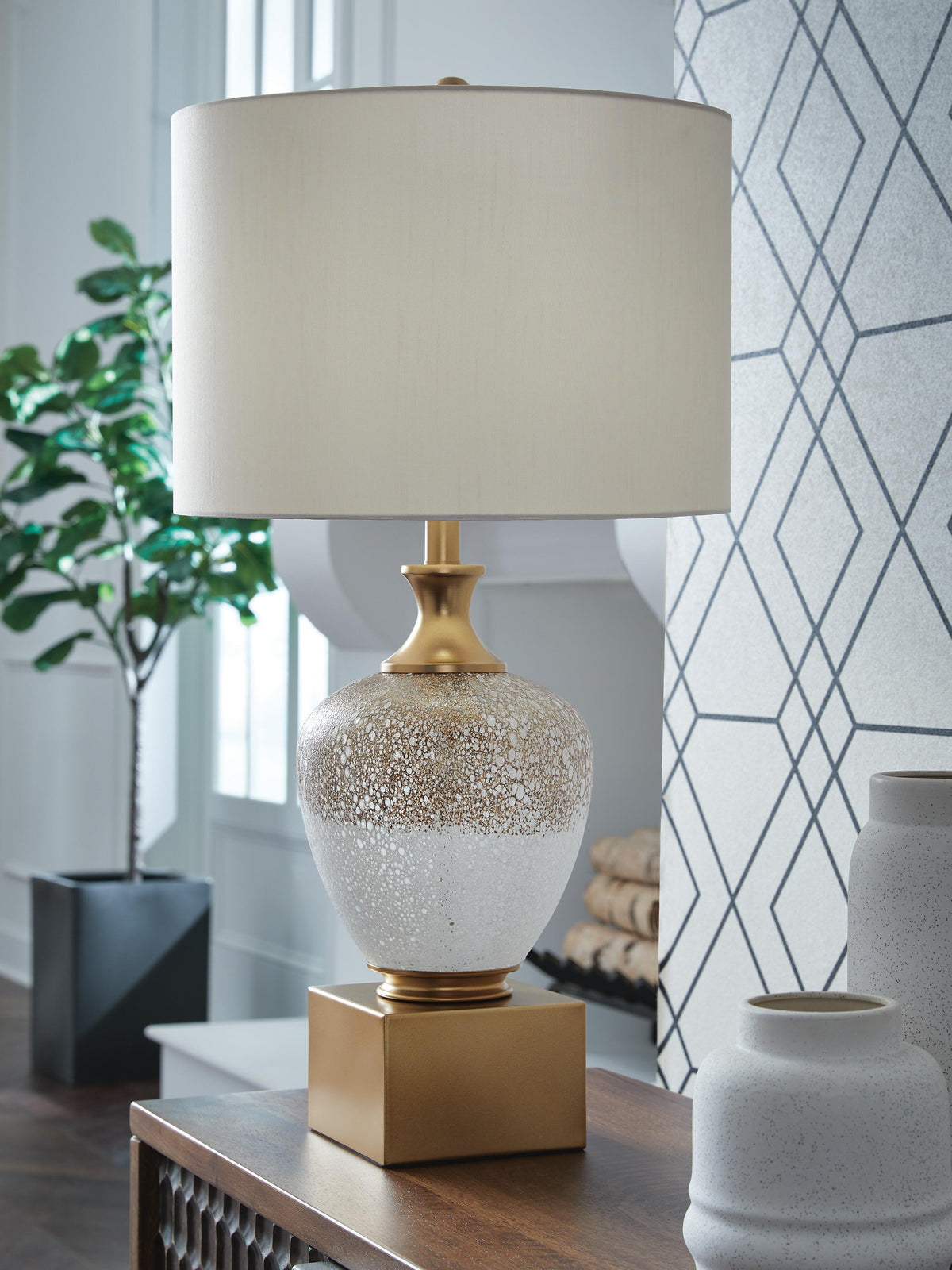 Tavisburg Table Lamps