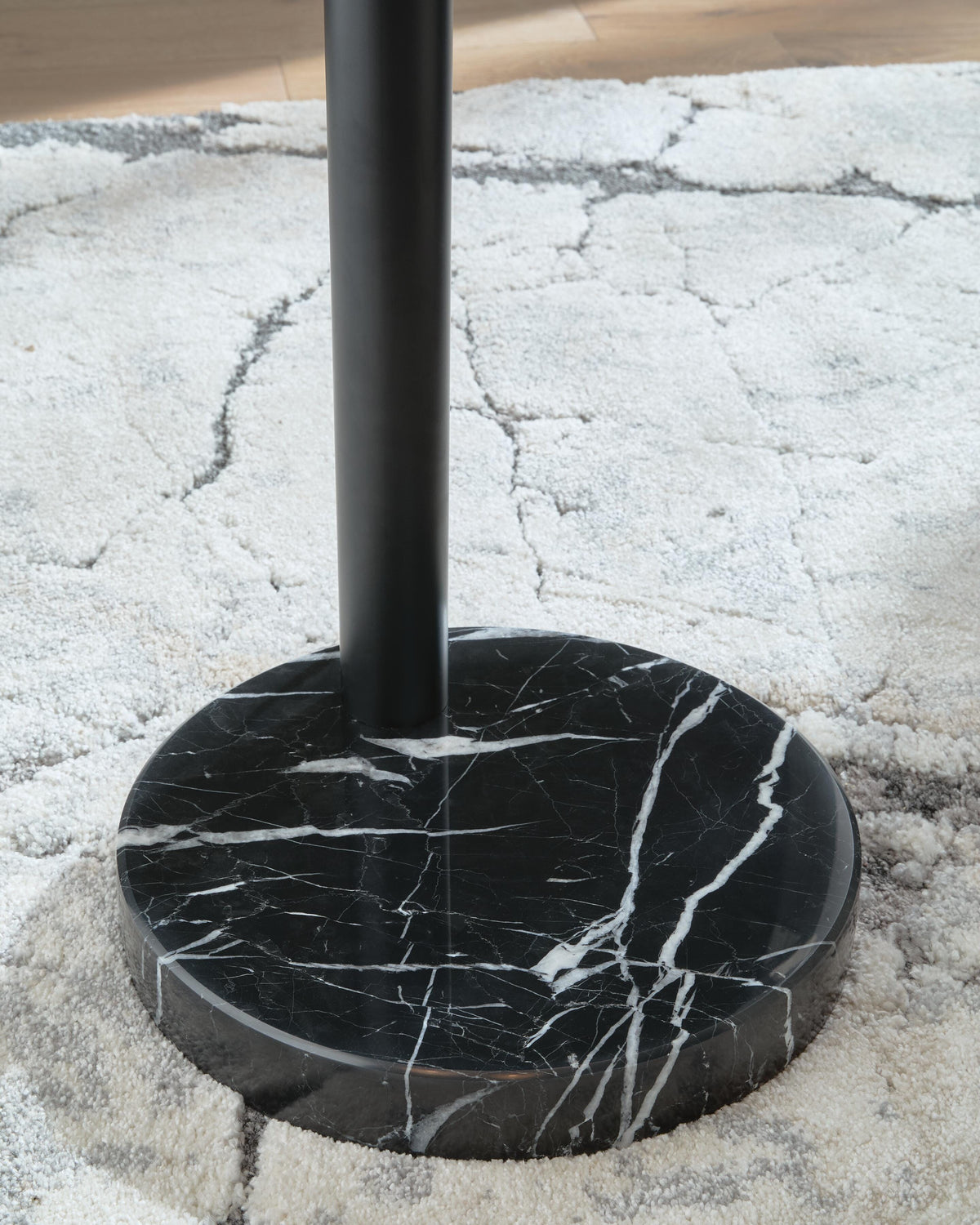 Gibbswellner Floor Lamps