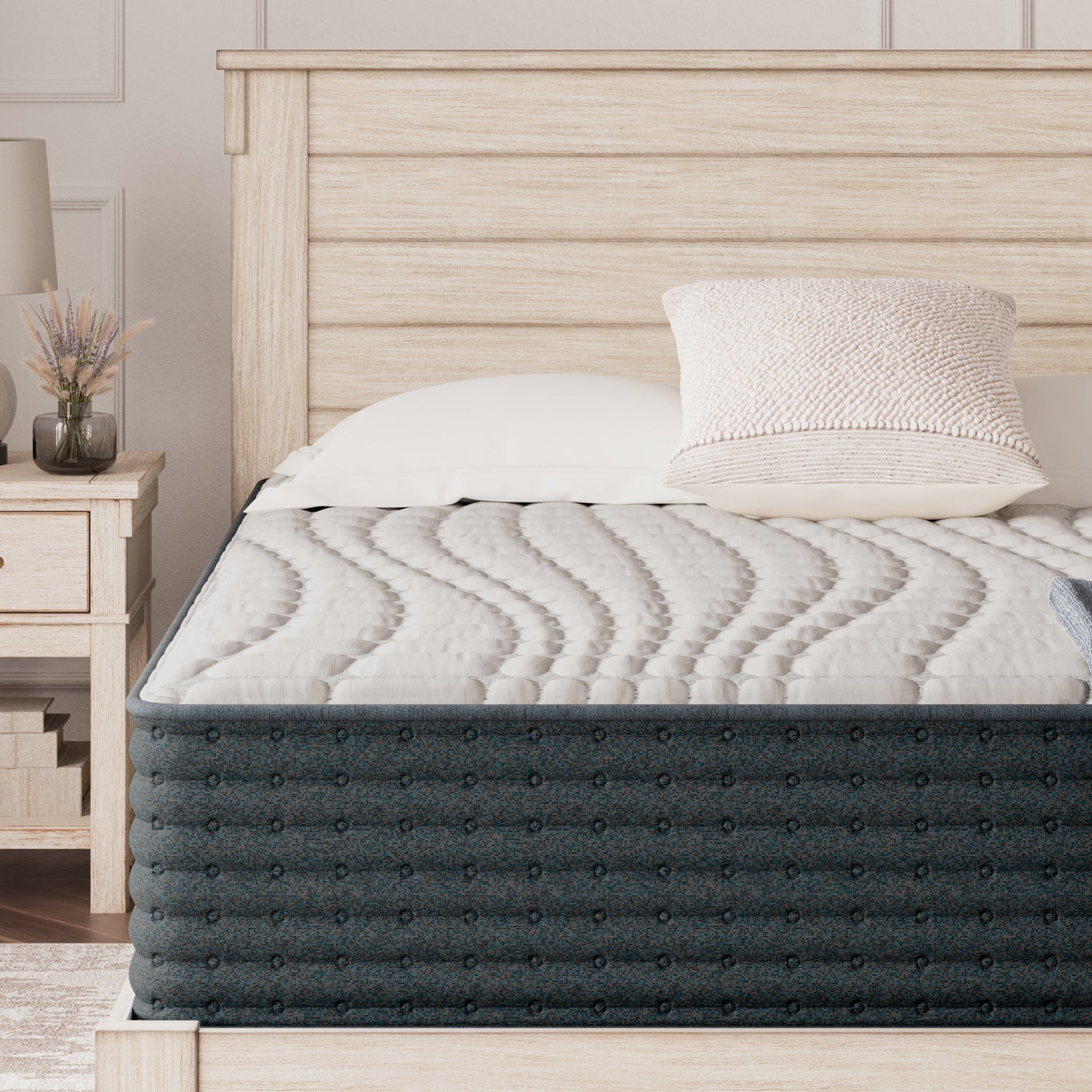 Hybrid Queen Mattress