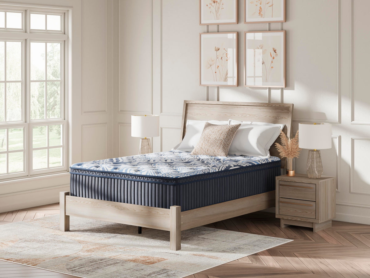 Plush Luxe 2.0 Mattress by Ashley - image 2
