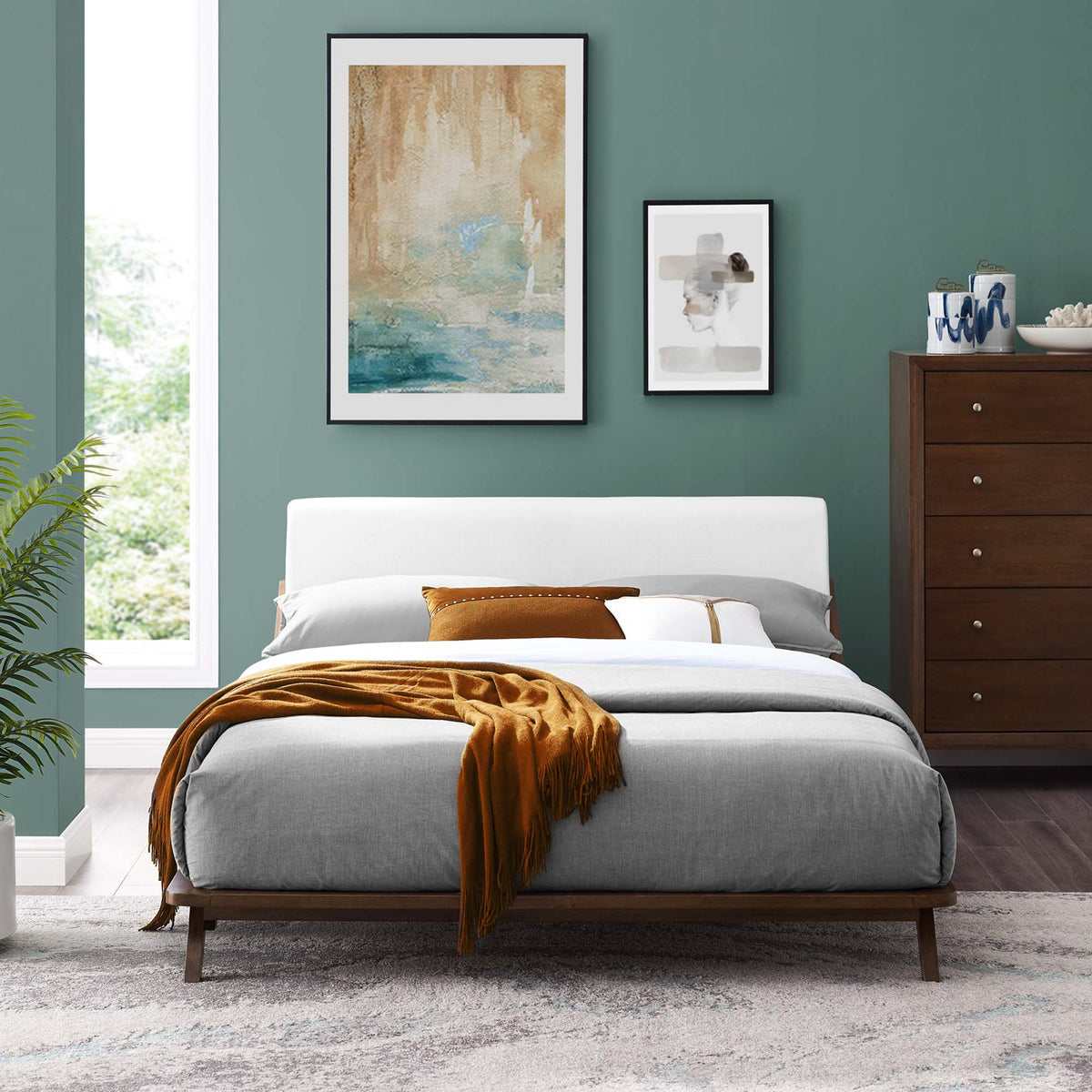 Luella Upholstered Fabric Queen Platform Bed