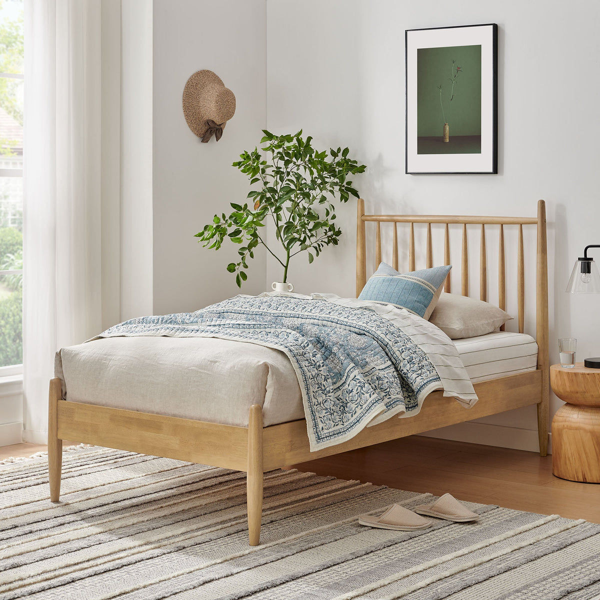 Zane Spindle Bed