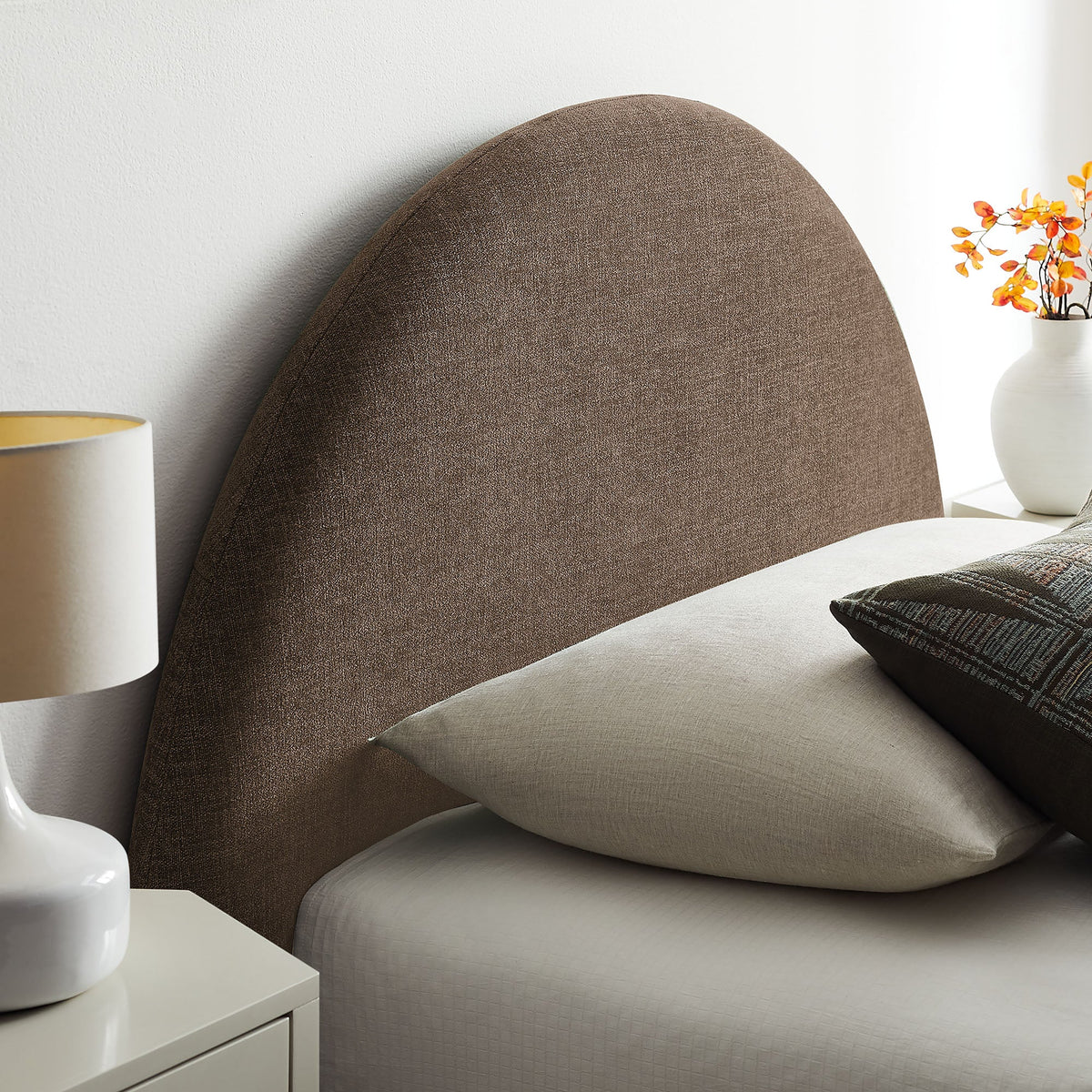 Resort Upholstered Fabric Storage Platform Bed Frame