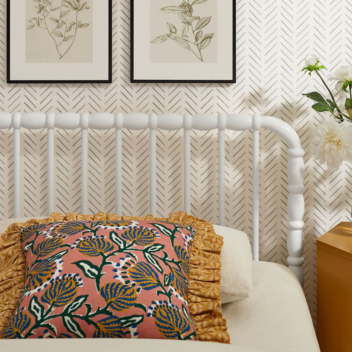 Arlette Wood Spindle Bed Frame