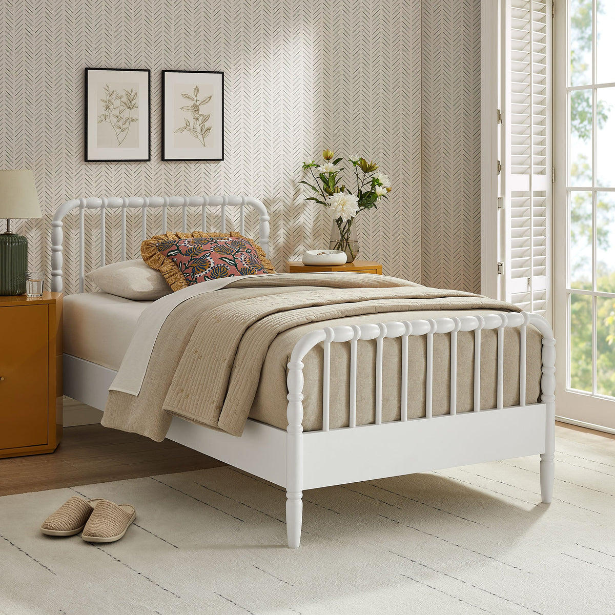 Arlette Wood Spindle Bed Frame