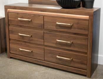 Janfyn Dressers