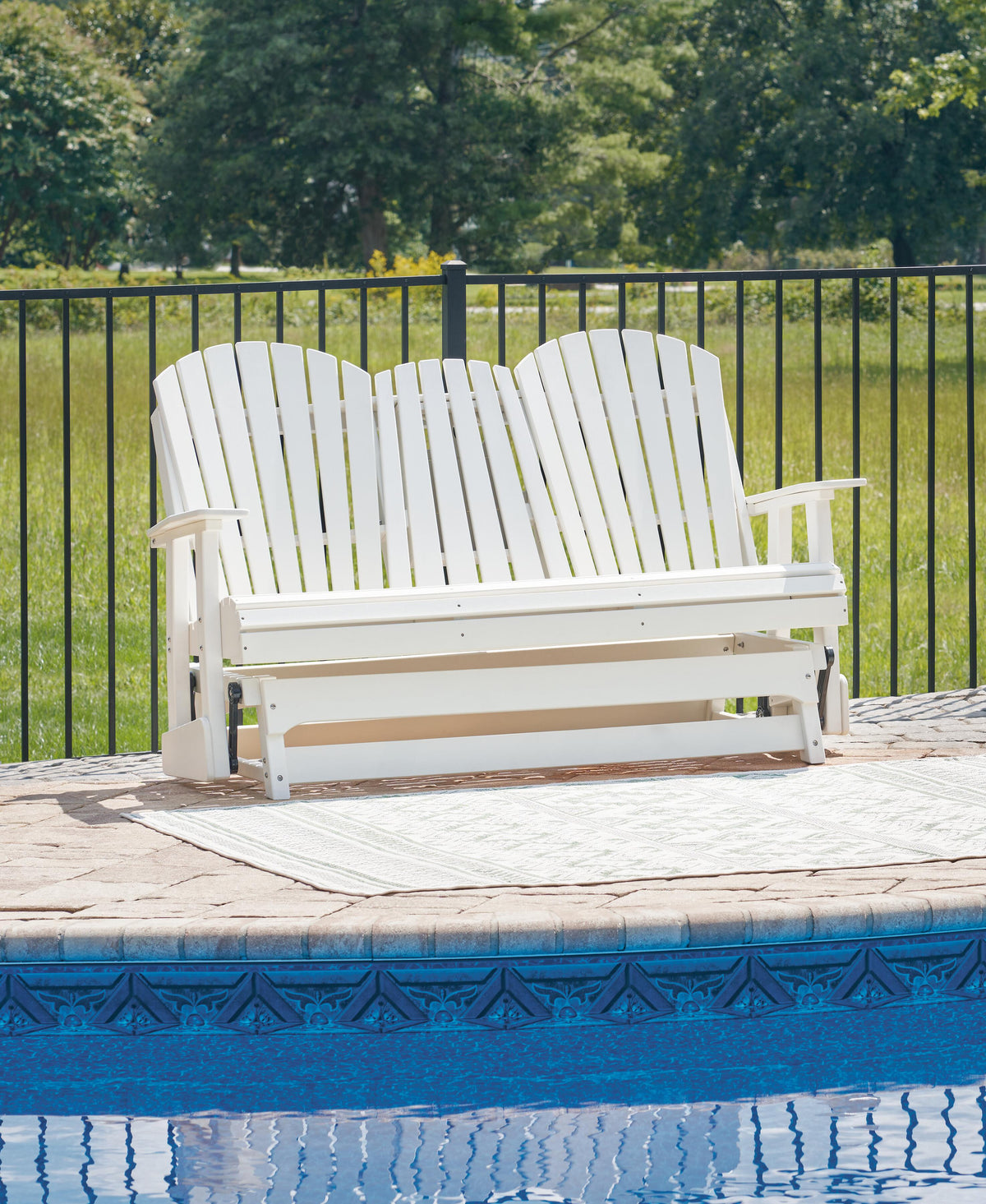 Hyland Stationary Loveseats