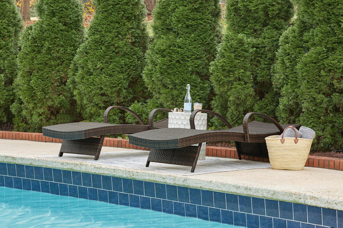 Kantana Accent Chairs