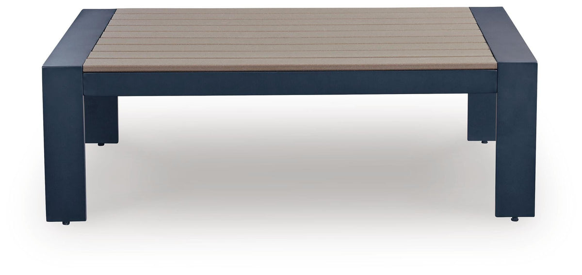 East Outdoor Coffee Table