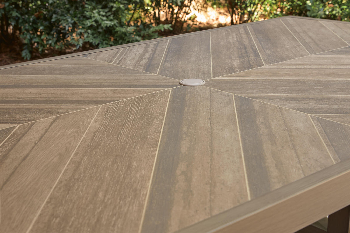 Laguna Dining Tables