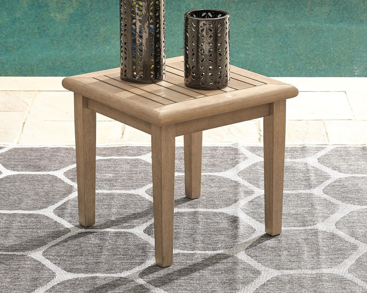Gerianne End & Side Tables