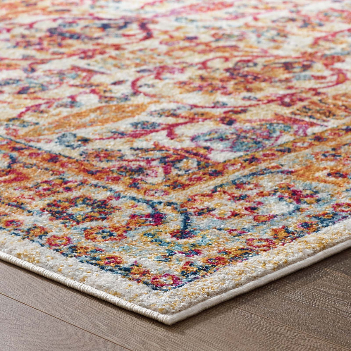 Entourage Jessa Distressed Vintage Floral Lattice Area Rug