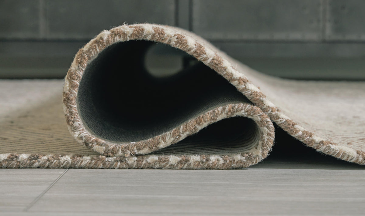 Jadott Area Rugs